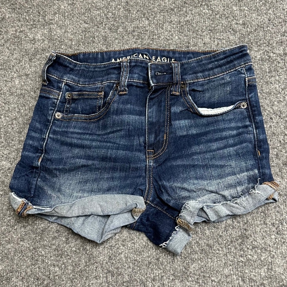 American Eagle Shorts Womens Size 2 Dark Wash Cuffed Raw Hem Next Level Stretch